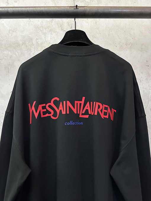 サンローランコピー クラシックなロゴプリントのヘビーウェイト長袖シャツ