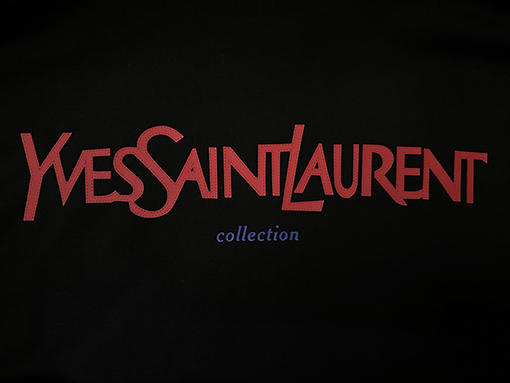 サンローランコピー クラシックなロゴプリントのヘビーウェイト長袖シャツ