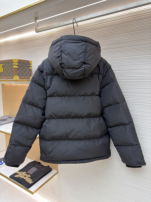 バーバリー 新モデル取り外し可能な袖付きダウンジャケット