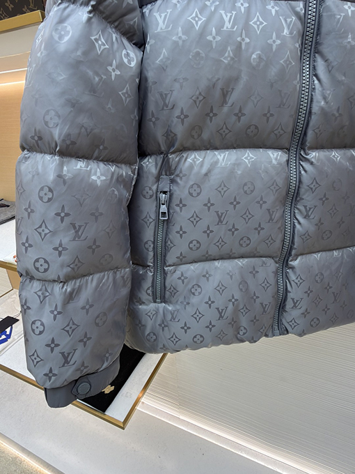 ルイヴィトンスーパーコピー パッチワークプリントダウンジャケット