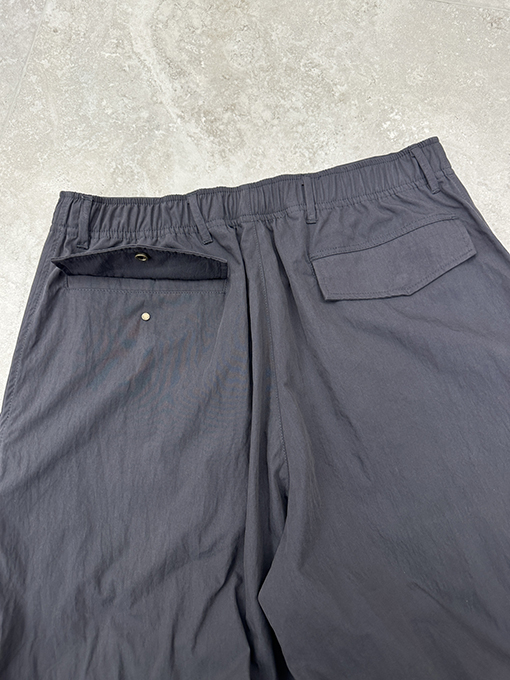 ルイヴィトン レザーロゴ織りカジュアルパンツ