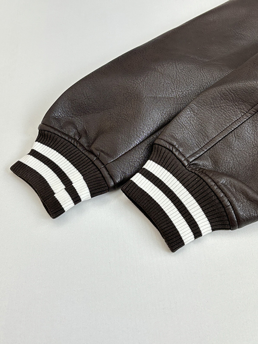 ルイヴィトン パールボタンモノグラムパッチワークベースボールジャケット