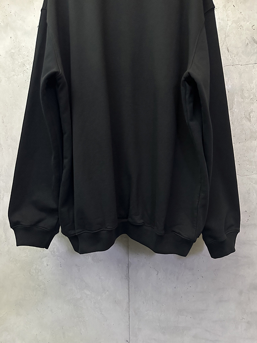 アミ レターハート型クルーネックスウェットシャツ