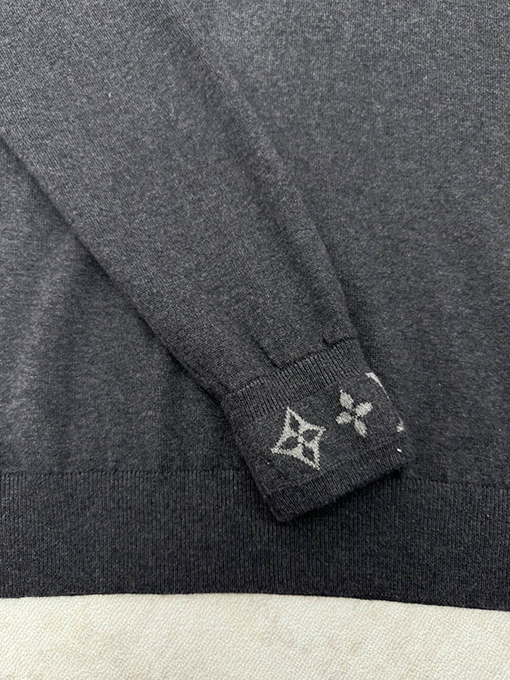 ルイヴィトンスーパーコピー LV 新しいカシミアプルオーバー