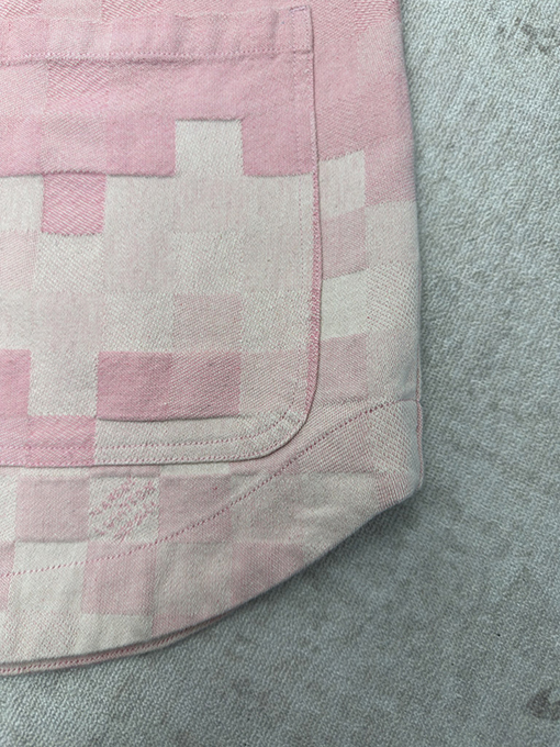 ルイヴィトン NIGO 新作シリーズのフード付きデニムジャケット