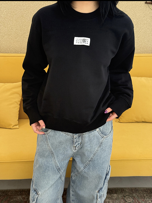 マルタンマルジェラ 外側ラベル付き長袖クルーネックスウェットシャツ