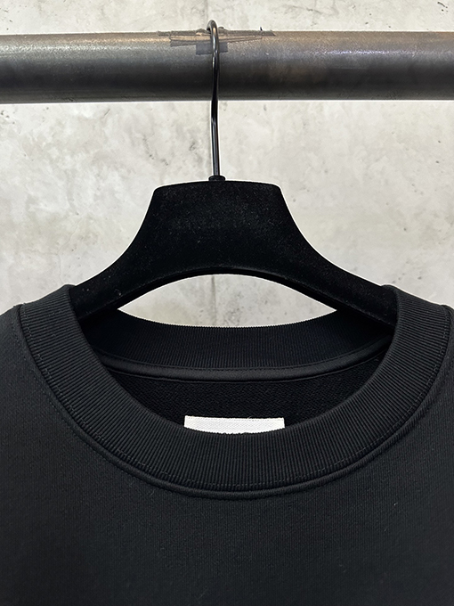 マルタンマルジェラ 外側ラベル付き長袖クルーネックスウェットシャツ