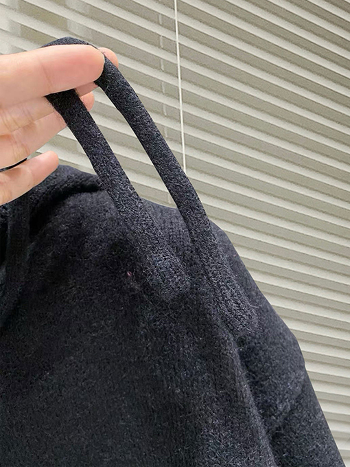 グッチスーパーコピー 新モデルレターロゴフード付きセーター