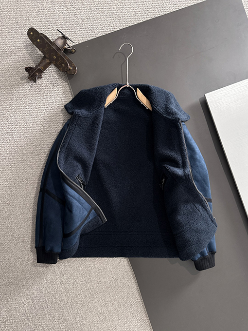 ルイヴィトンコピー 人気の両面ファーコート