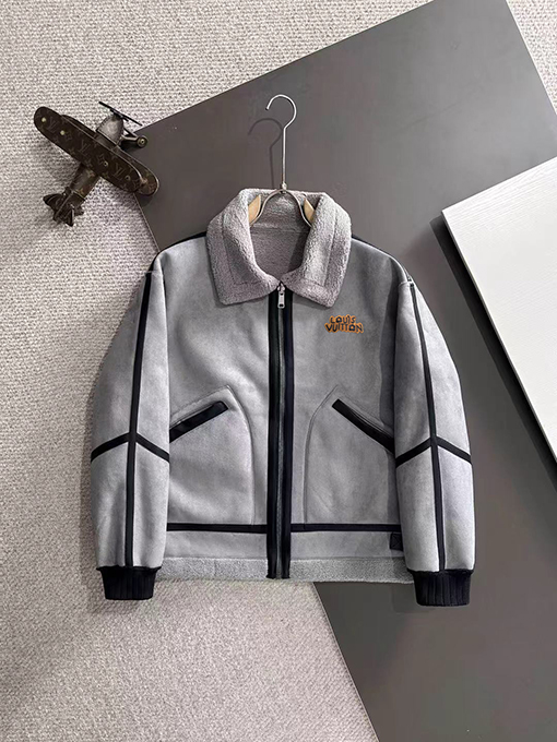 ルイヴィトンコピー 人気の両面ファーコート