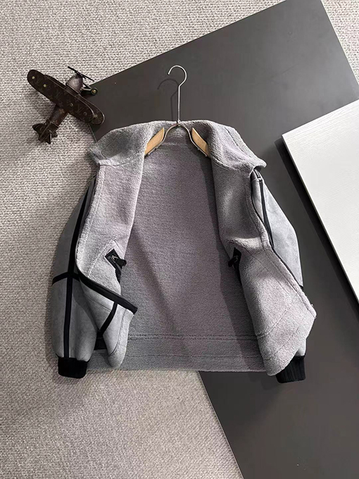 ルイヴィトンコピー 人気の両面ファーコート