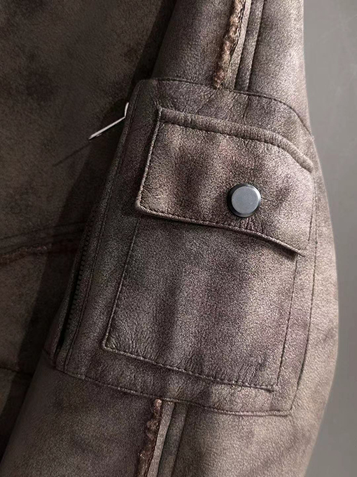 グッチ 新モデル人気の両面ファーコート