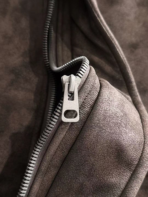 グッチ 新モデル人気の両面ファーコート