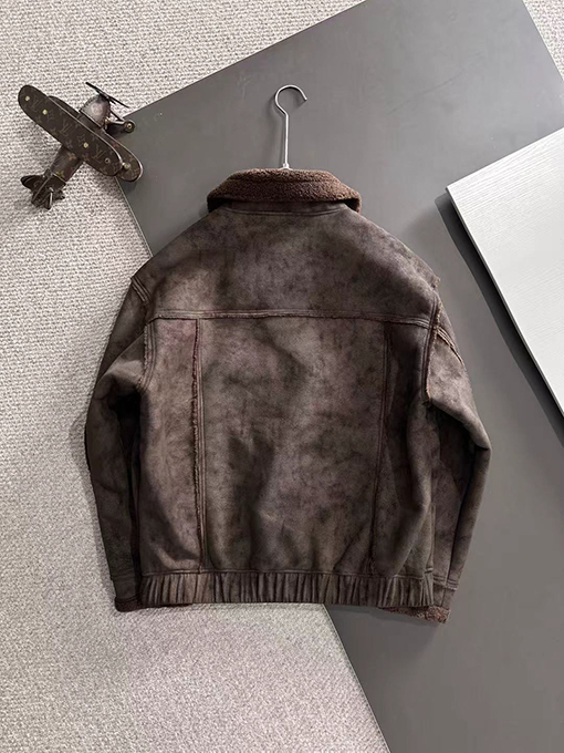 グッチ 新モデル人気の両面ファーコート