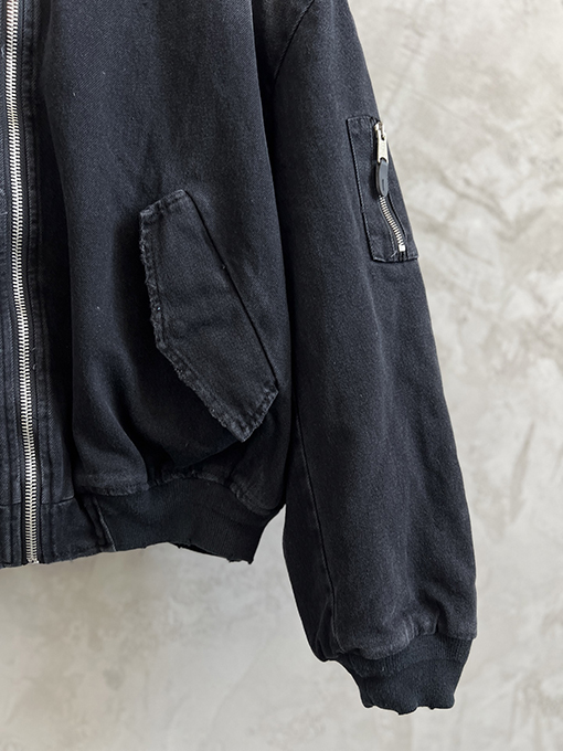 バレンシアガ bomber 新作のダメージウォッシュデニムコットンジャケット