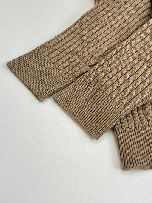 グッチ Gucci 新しいリブニットカーディガン