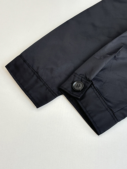 プラダ トライアングルロゴ織り長袖フード付きジャケット