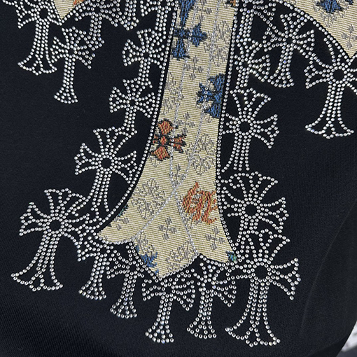 クロムハーツ 馬蹄十字架サンスクリットアップリケサンスクリットアップリケラインストーンスウェットシャツ