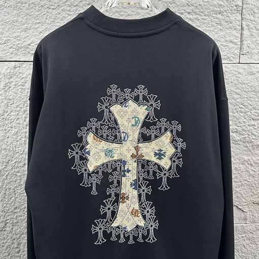 クロムハーツ 馬蹄十字架サンスクリットアップリケサンスクリットアップリケラインストーンスウェットシャツ