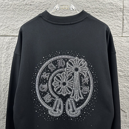 クロムハーツ 馬蹄十字架サンスクリットパールラインストーンクルーネックスウェットシャツ