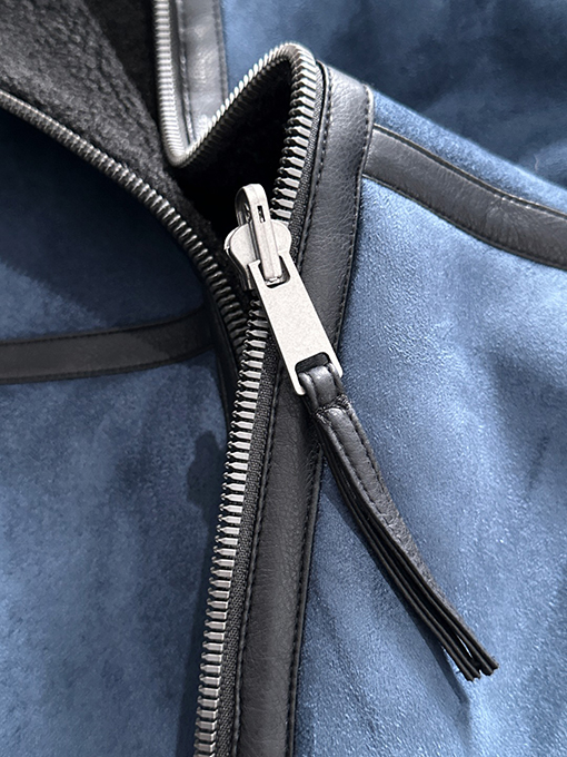 バレンシアガコピー 新モデル人気の両面ファーコート