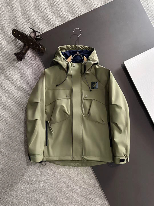 フェンディ トレンチコートジャケット