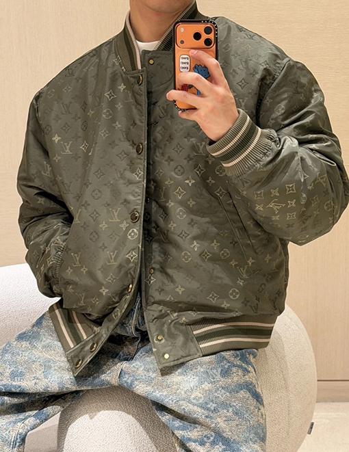 ルイヴィトンスーパーコピー オールロゴジャカードコットンコート