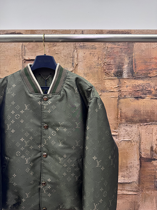 ルイヴィトンスーパーコピー オールロゴジャカードコットンコート