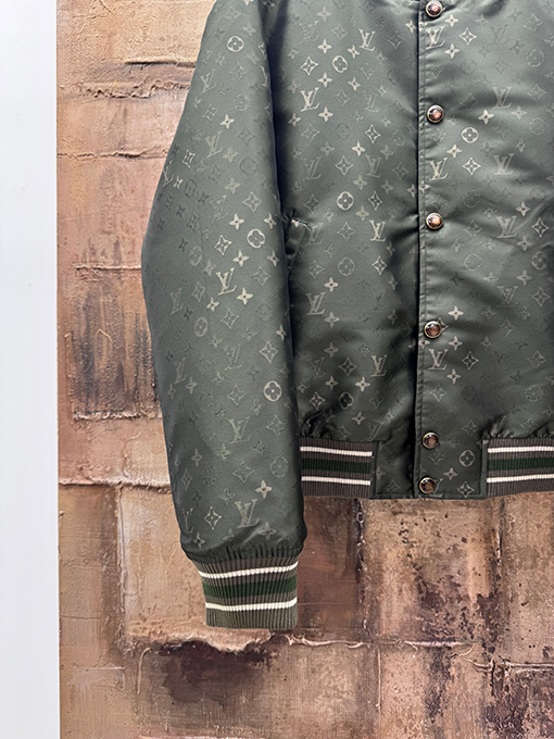 ルイヴィトンスーパーコピー オールロゴジャカードコットンコート