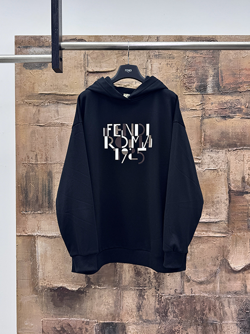 フェンディ レタープリントパーカー