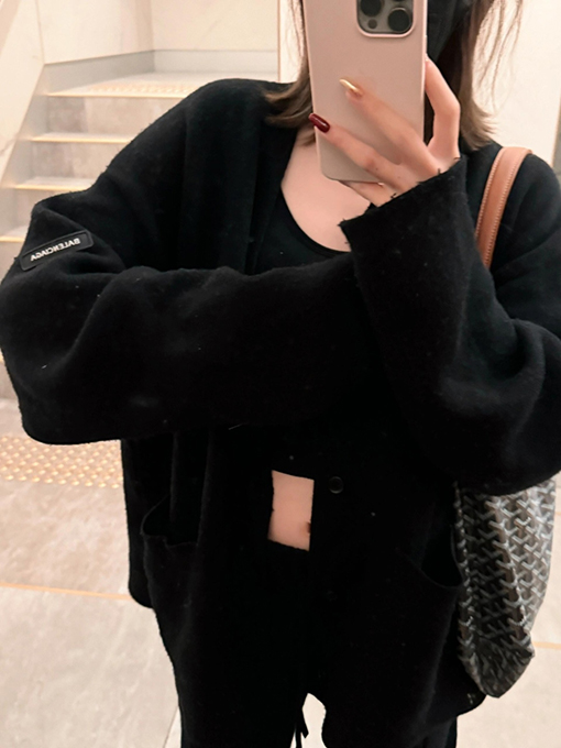 バレンシアガ Balenciaga アームロゴカーディガンセーター