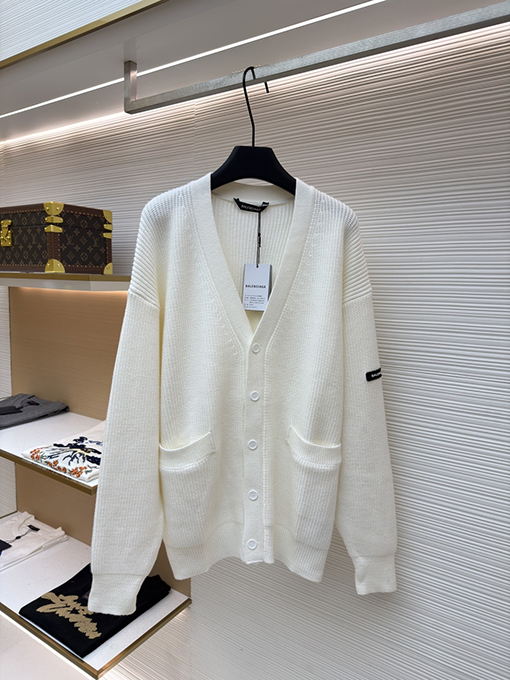 バレンシアガ Balenciaga アームロゴカーディガンセーター