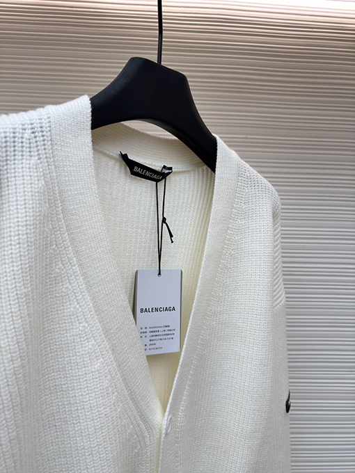バレンシアガ Balenciaga アームロゴカーディガンセーター