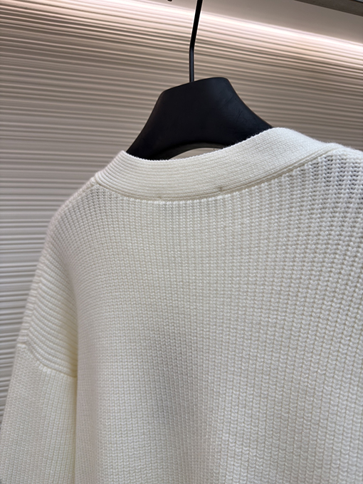 バレンシアガ Balenciaga アームロゴカーディガンセーター