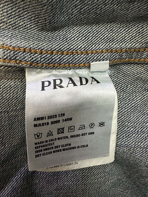 プラダスーパーコピー 襟付きゆったり長袖デニムジャケット