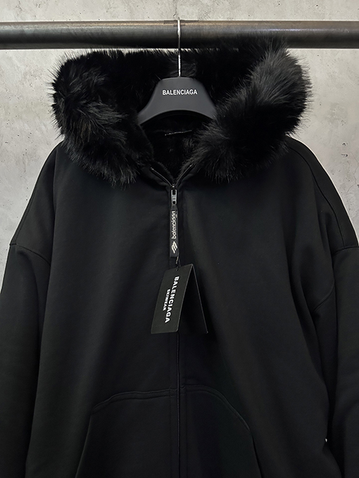 バレンシアガ ミンクファー 3M システムスキー FLUFFYHOODIE ジップアップ フード付きスウェットシャツ