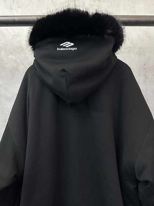 バレンシアガ ミンクファー 3M システムスキー FLUFFYHOODIE ジップアップ フード付きスウェットシャツ