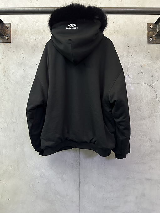バレンシアガ ミンクファー 3M システムスキー FLUFFYHOODIE ジップアップ フード付きスウェットシャツ