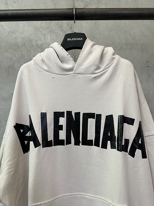 バレンシアガ Balenc1aga テーププリントのフード付きスウェットシャツ