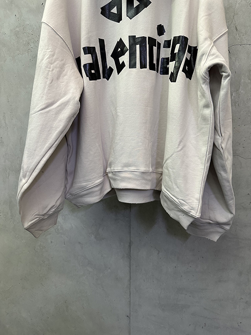 バレンシアガ Balenc1aga テーププリントのフード付きスウェットシャツ