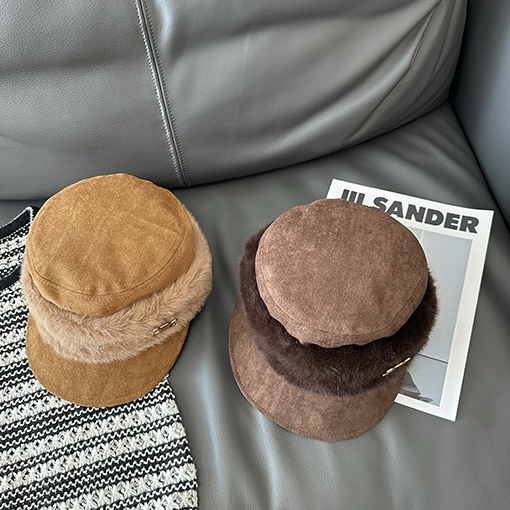 セリーヌスーパーコピー レディーススエードフラットトップベースボールキャップ