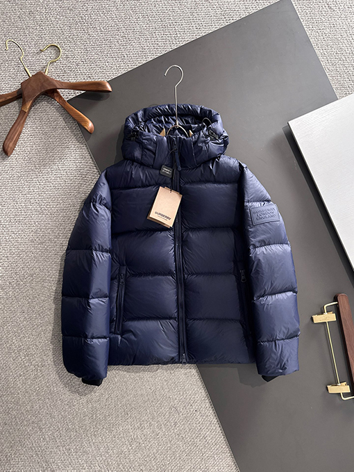 バーバリースーパーコピー Burberry 新しいダウンジャケット