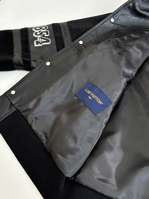 ルイヴィトンコピー マルチロゴパッチワークレザーベースボールジャケット