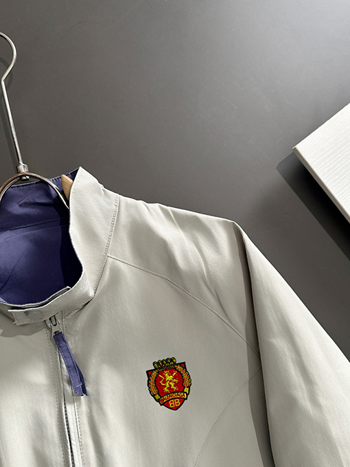 バレンシアガスーパーコピー 新しいファッショントレンチコートジャケット