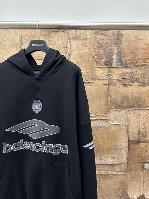 バレンシアガ Balenciaga 新しいフード付きスウェットシャツ