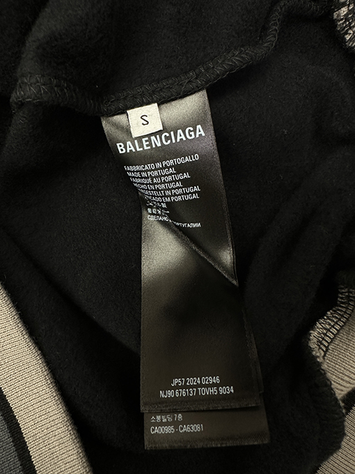 バレンシアガ Balenciaga 新しいフード付きスウェットシャツ