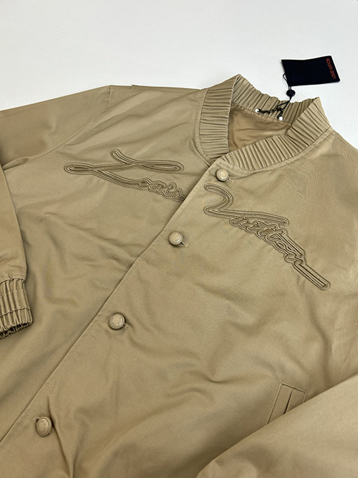 ルイヴィトン 無地ツイル刺繍ロゴ刺繍ボンバージャケット