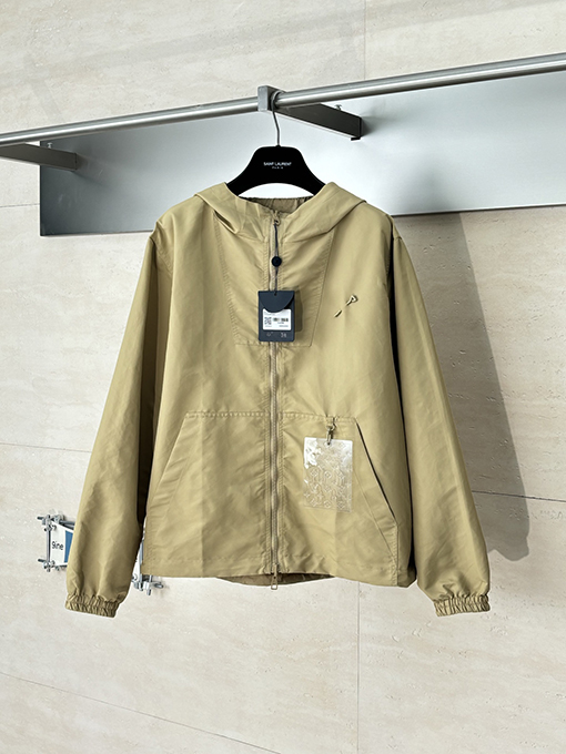 ルイヴィトンスーパーコピー Monogram ナイロンリバーシブル防風ジャケット