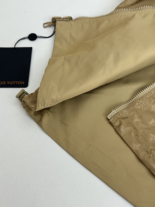ルイヴィトンスーパーコピー Monogram ナイロンリバーシブル防風ジャケット