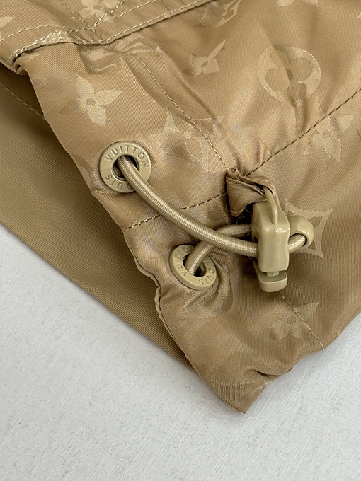 ルイヴィトンスーパーコピー Monogram ナイロンリバーシブル防風ジャケット